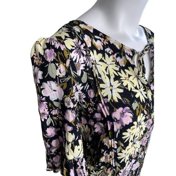 LC Lauren Conrad Black Yellow Pink Floral Flutter Sleeve Pintuck Pleat Top S - Picture 2 of 8
